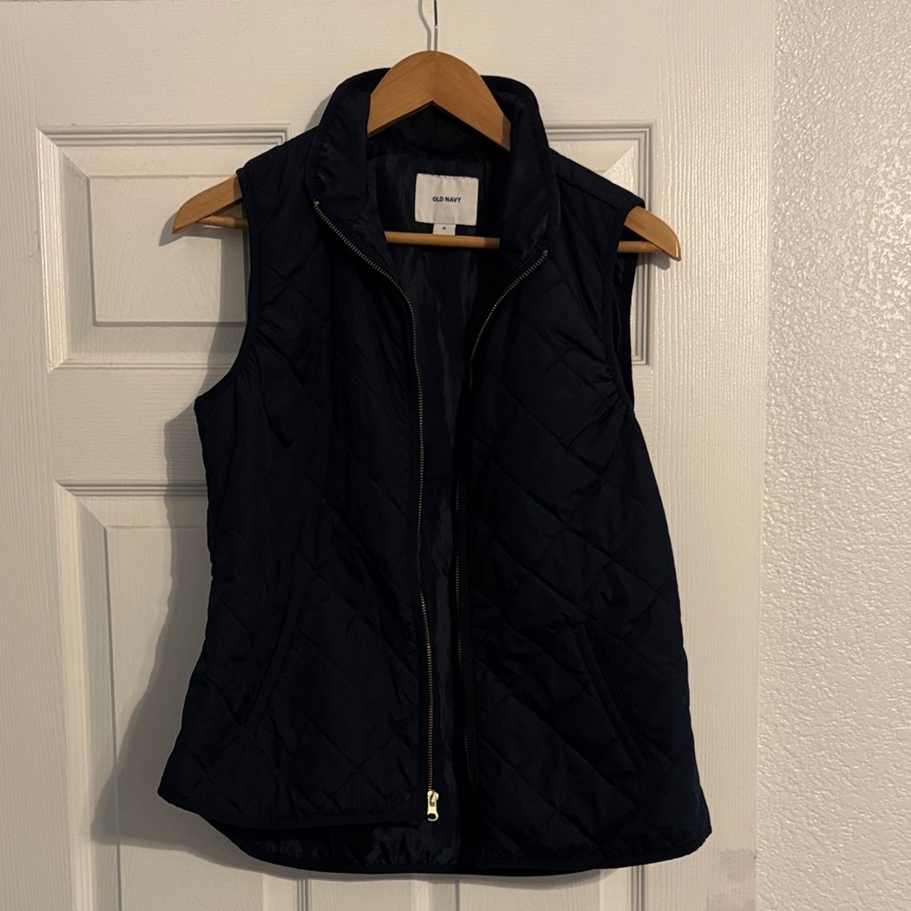 Old Navy Navy Quilted Vest
